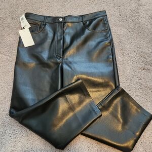 Aritzia Melina Crop Vegan Leather Pant Black Sz 14
